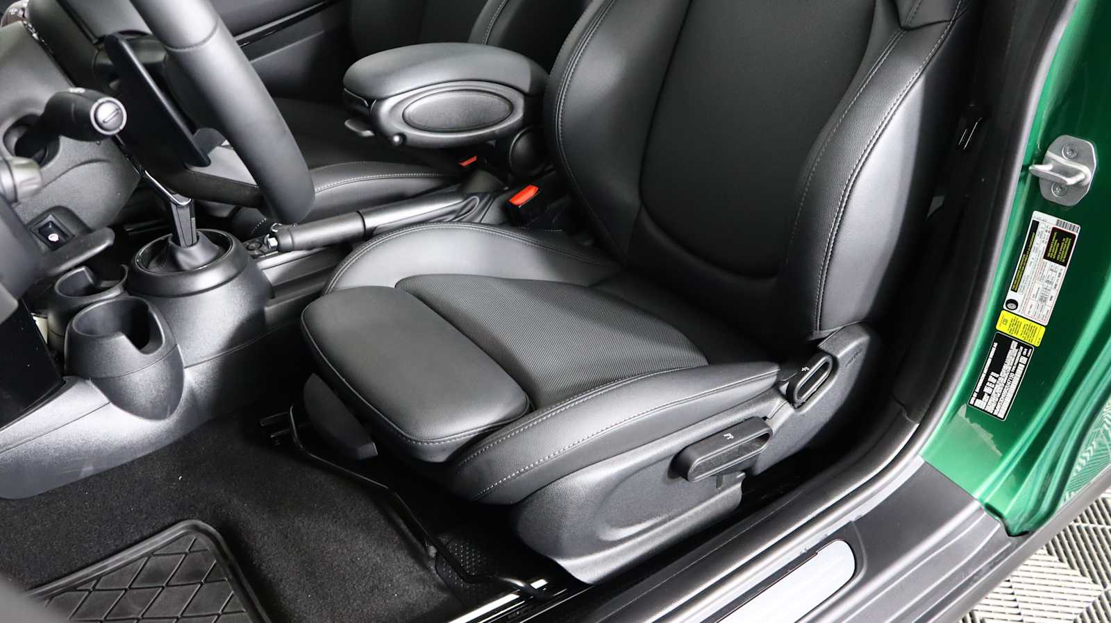 used 2024 MINI Hardtop 2 Door car, priced at $26,691