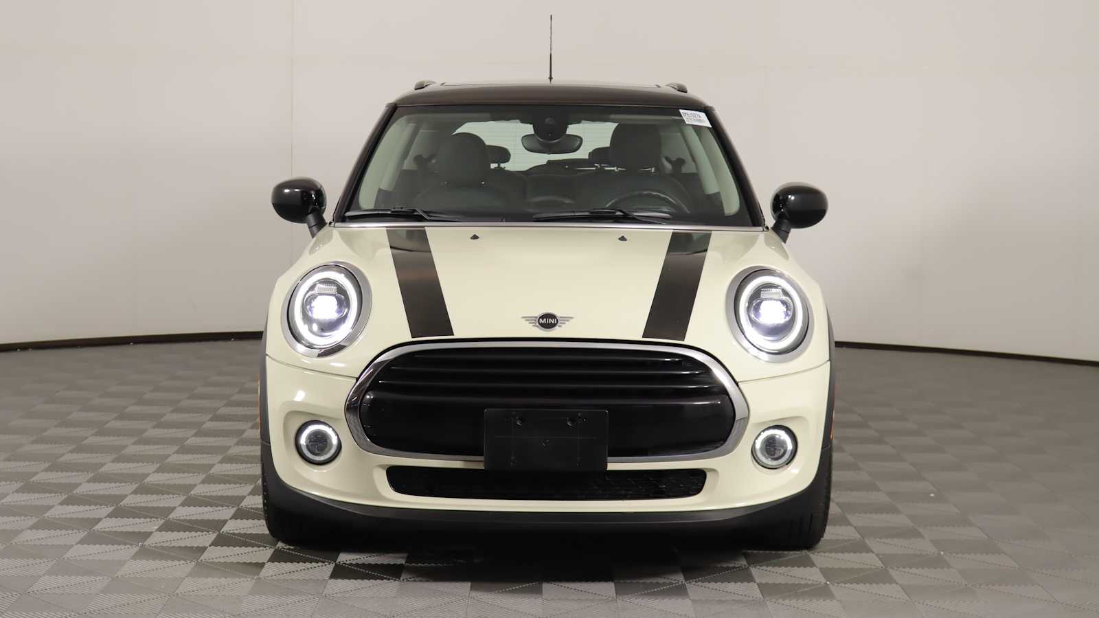 used 2021 MINI Hardtop 2 Door car, priced at $19,598