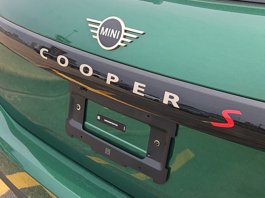 new 2025 MINI Hardtop 4 Door car, priced at $38,775