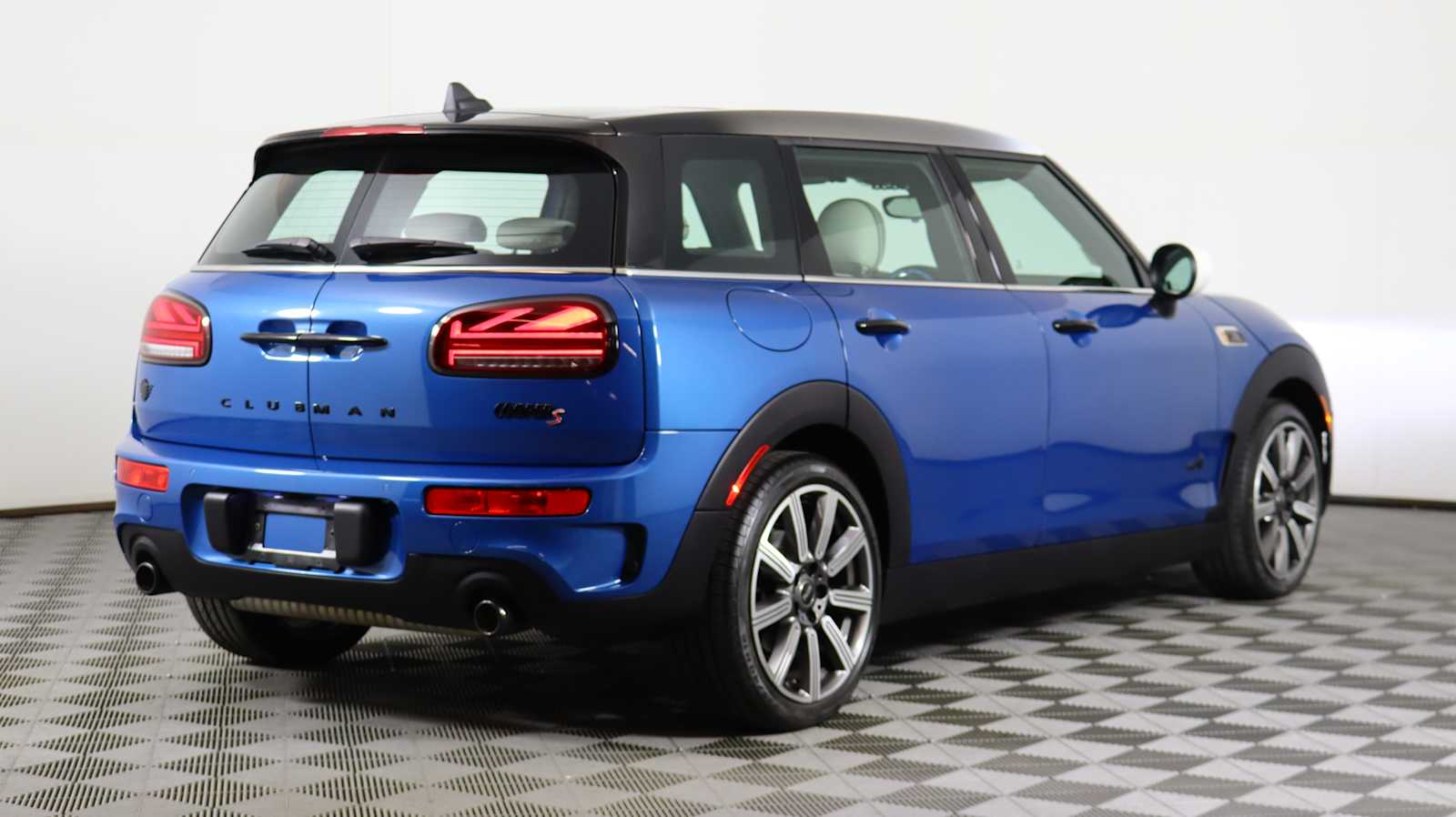 used 2023 MINI Clubman car, priced at $31,598