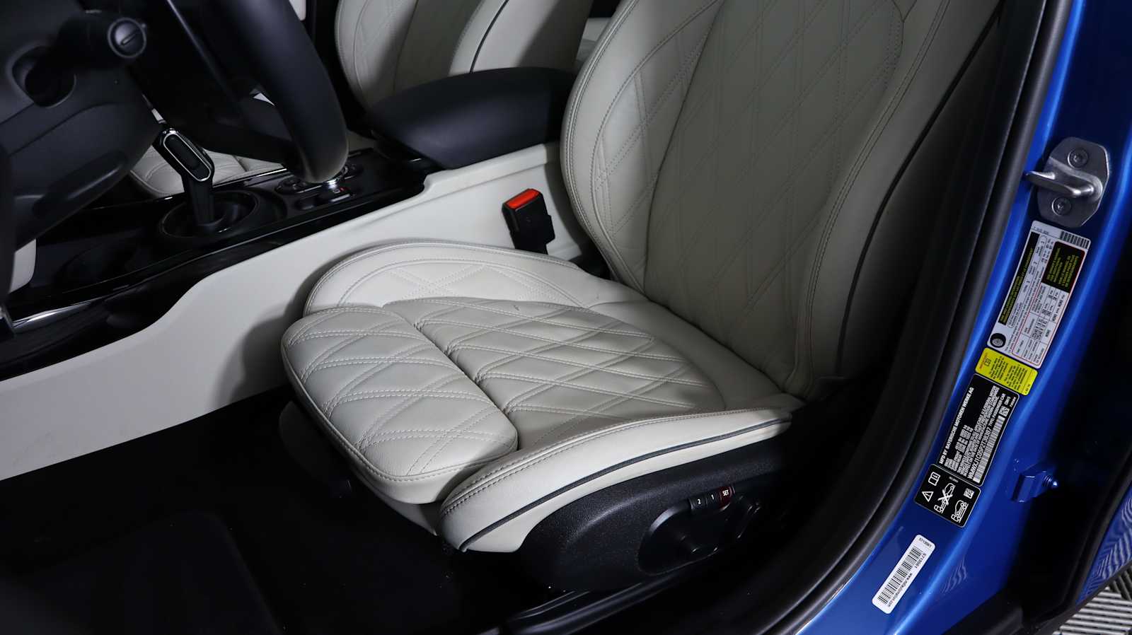 used 2023 MINI Clubman car, priced at $31,598