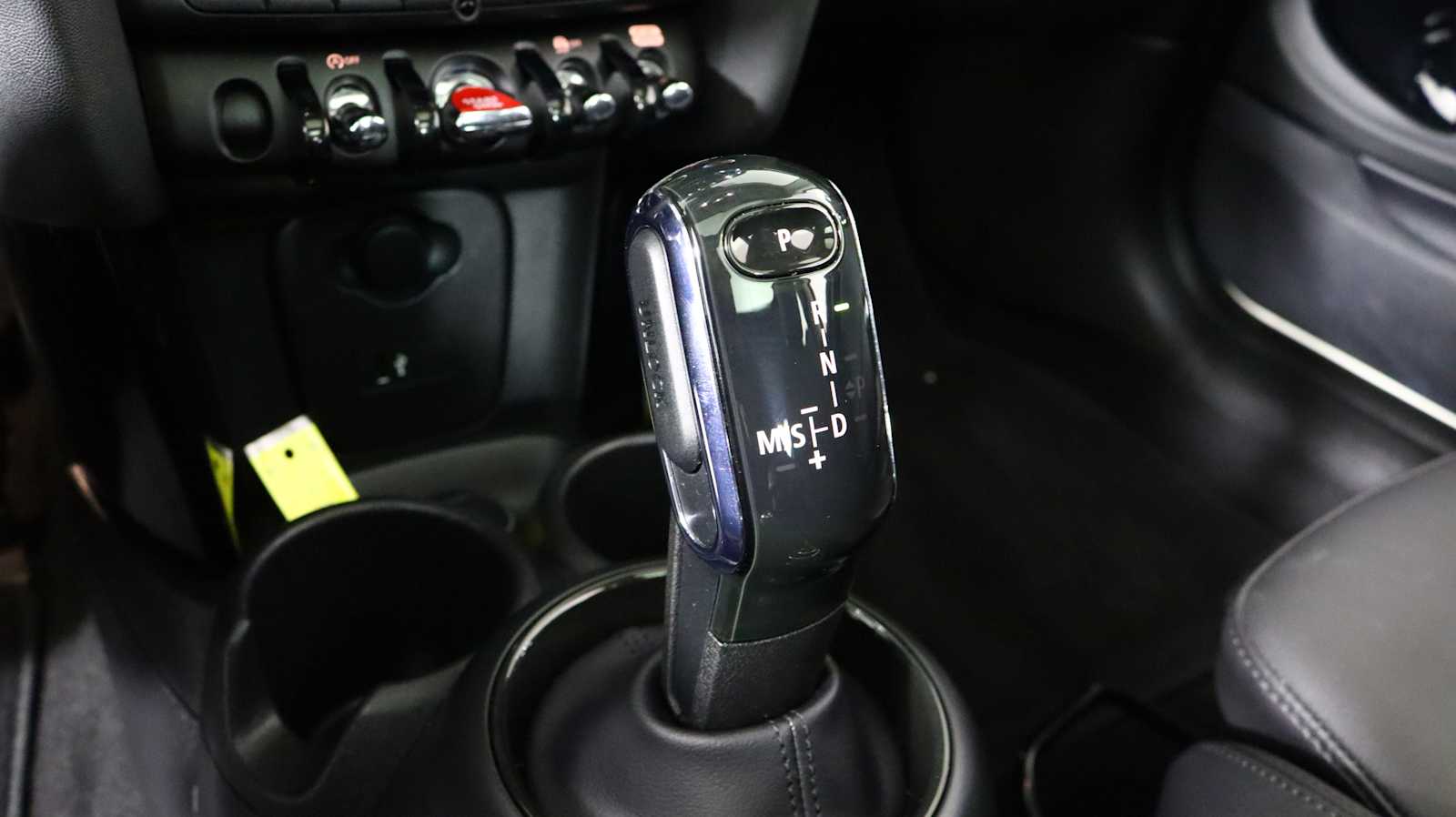 used 2023 MINI Hardtop 2 Door car, priced at $24,898