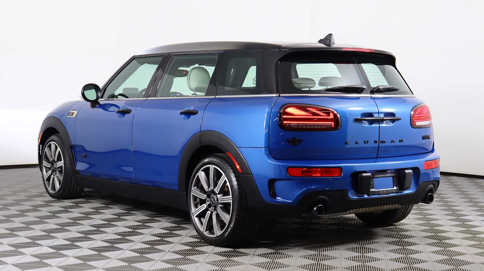 used 2023 MINI Clubman car, priced at $31,598