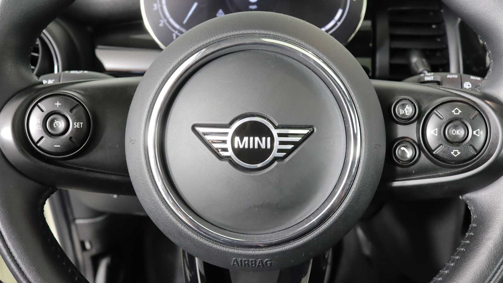 used 2021 MINI Hardtop 2 Door car, priced at $19,598