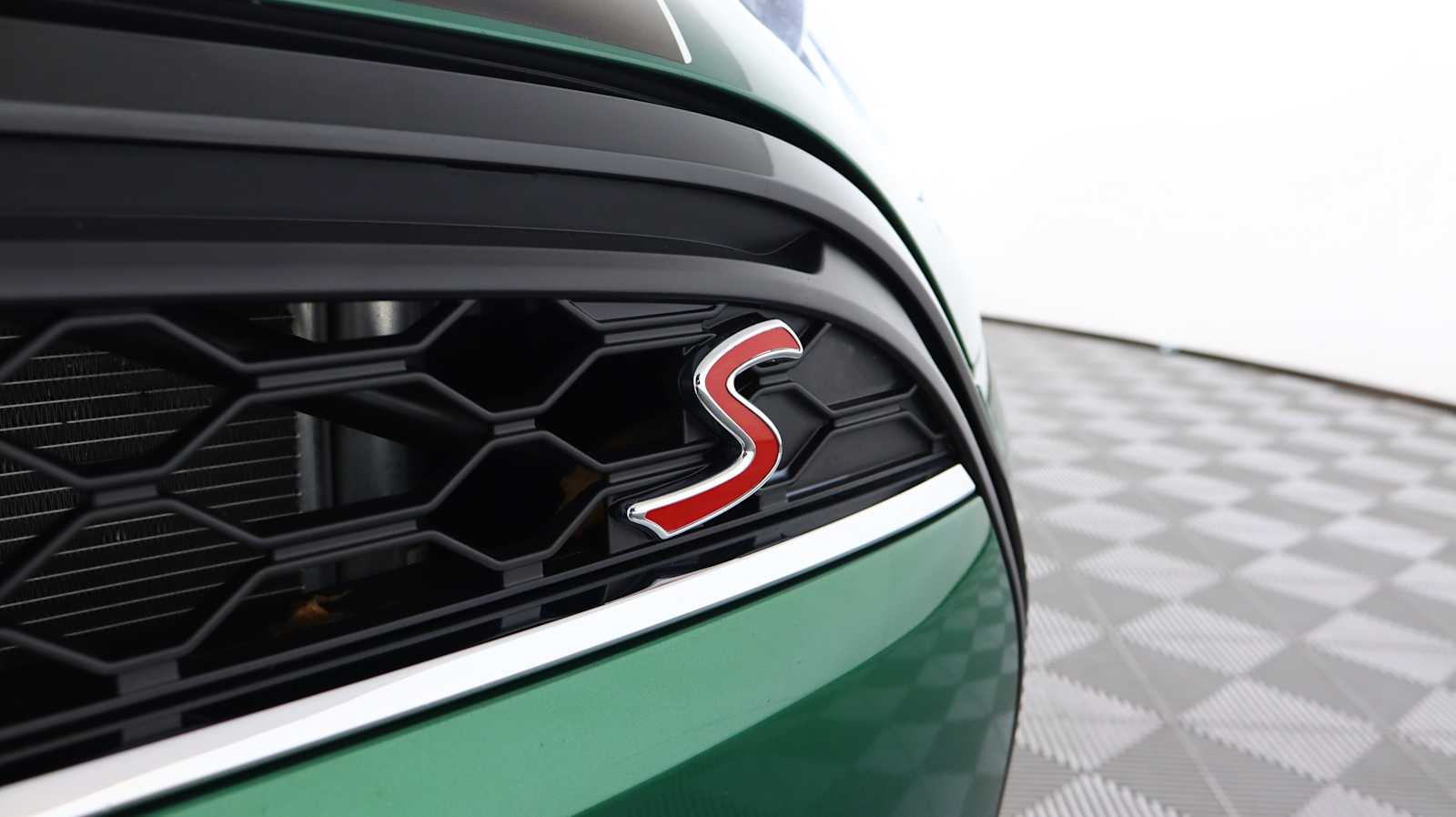 used 2024 MINI Hardtop 2 Door car, priced at $26,691