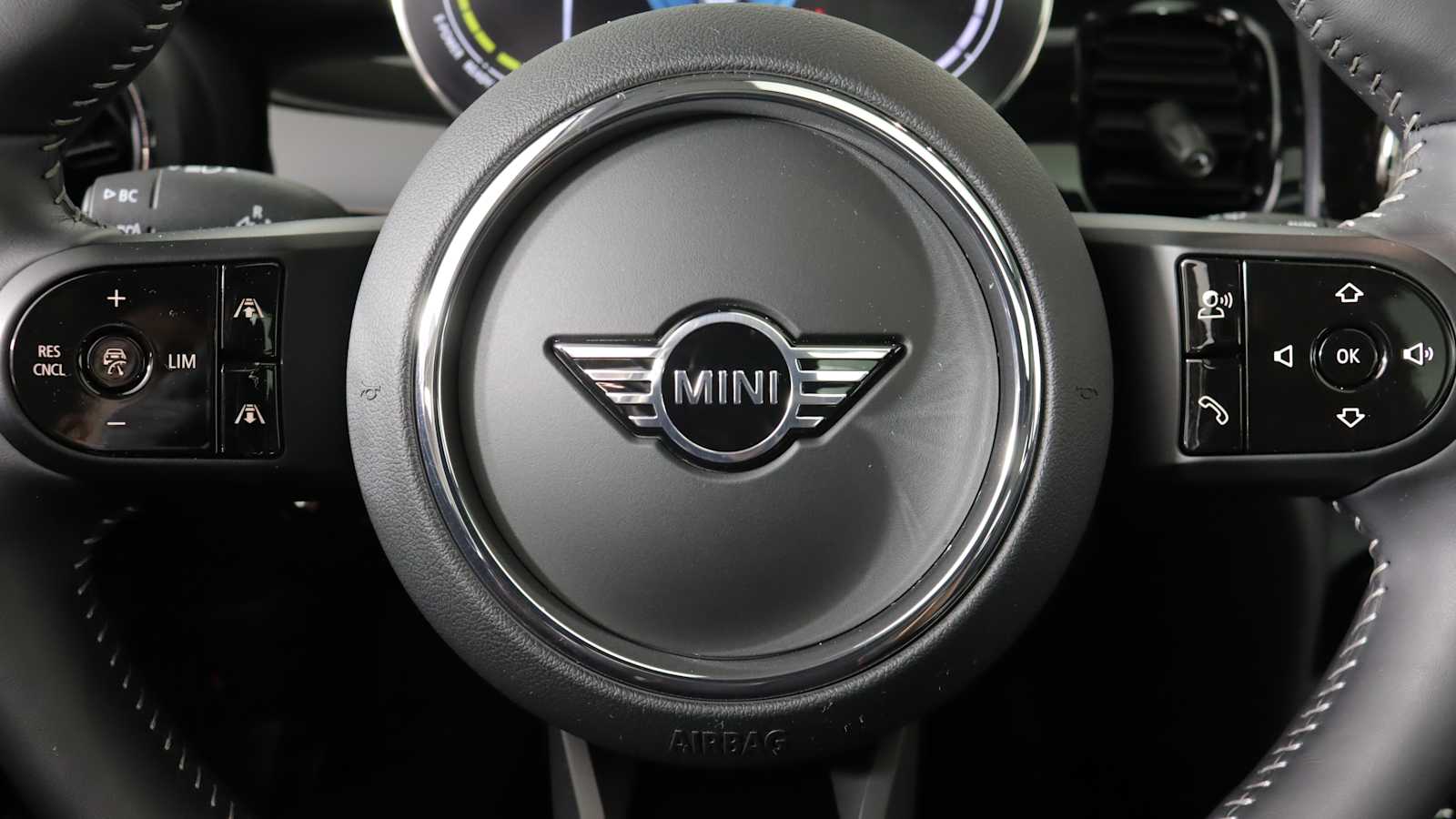 used 2024 MINI Electric Hardtop 2 Door car, priced at $24,798