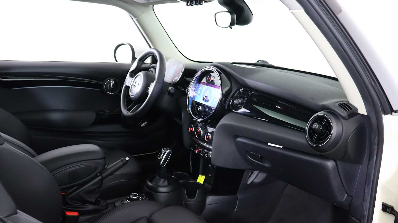 used 2023 MINI Hardtop 2 Door car, priced at $24,898