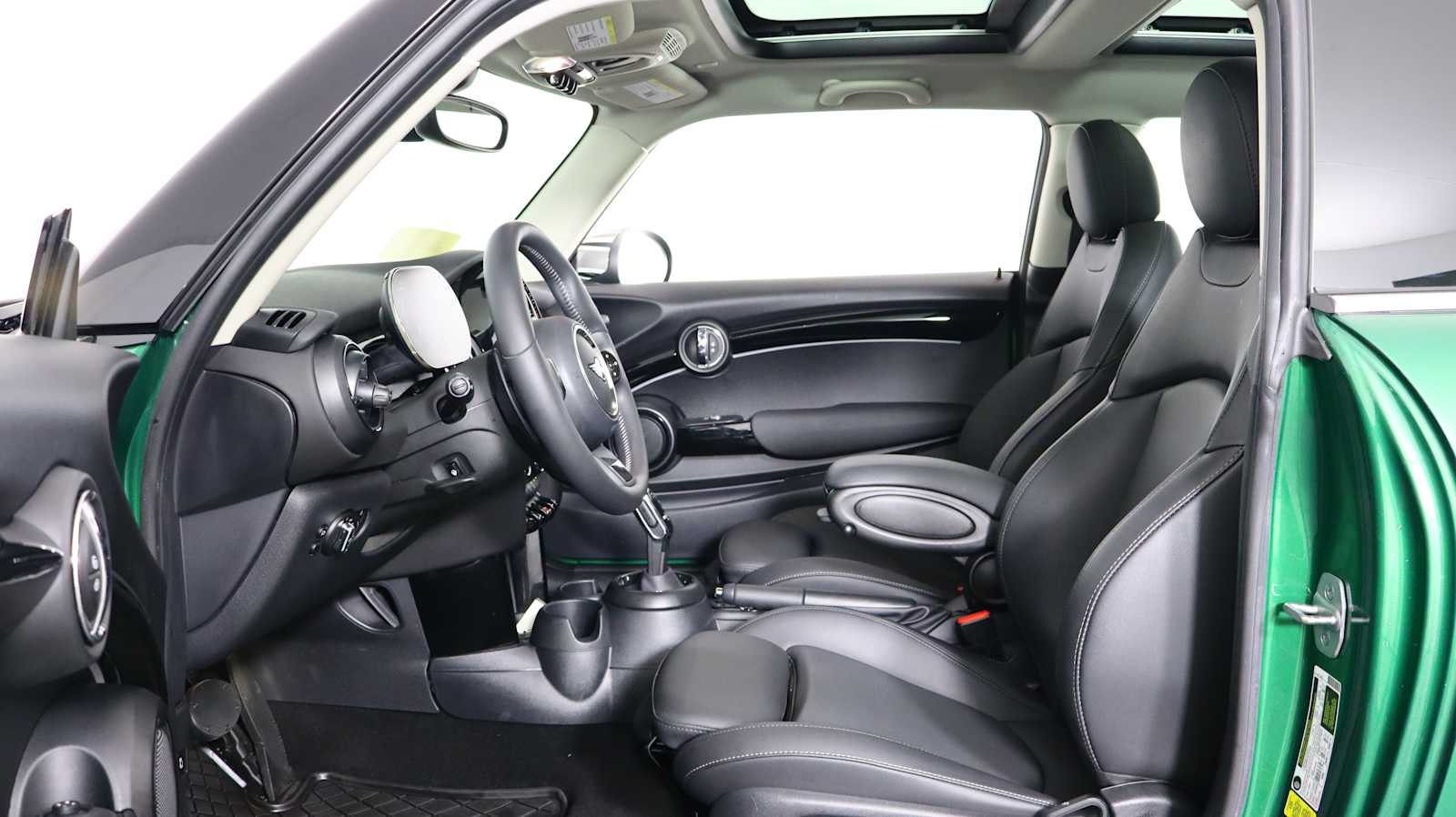 used 2024 MINI Hardtop 2 Door car, priced at $26,691