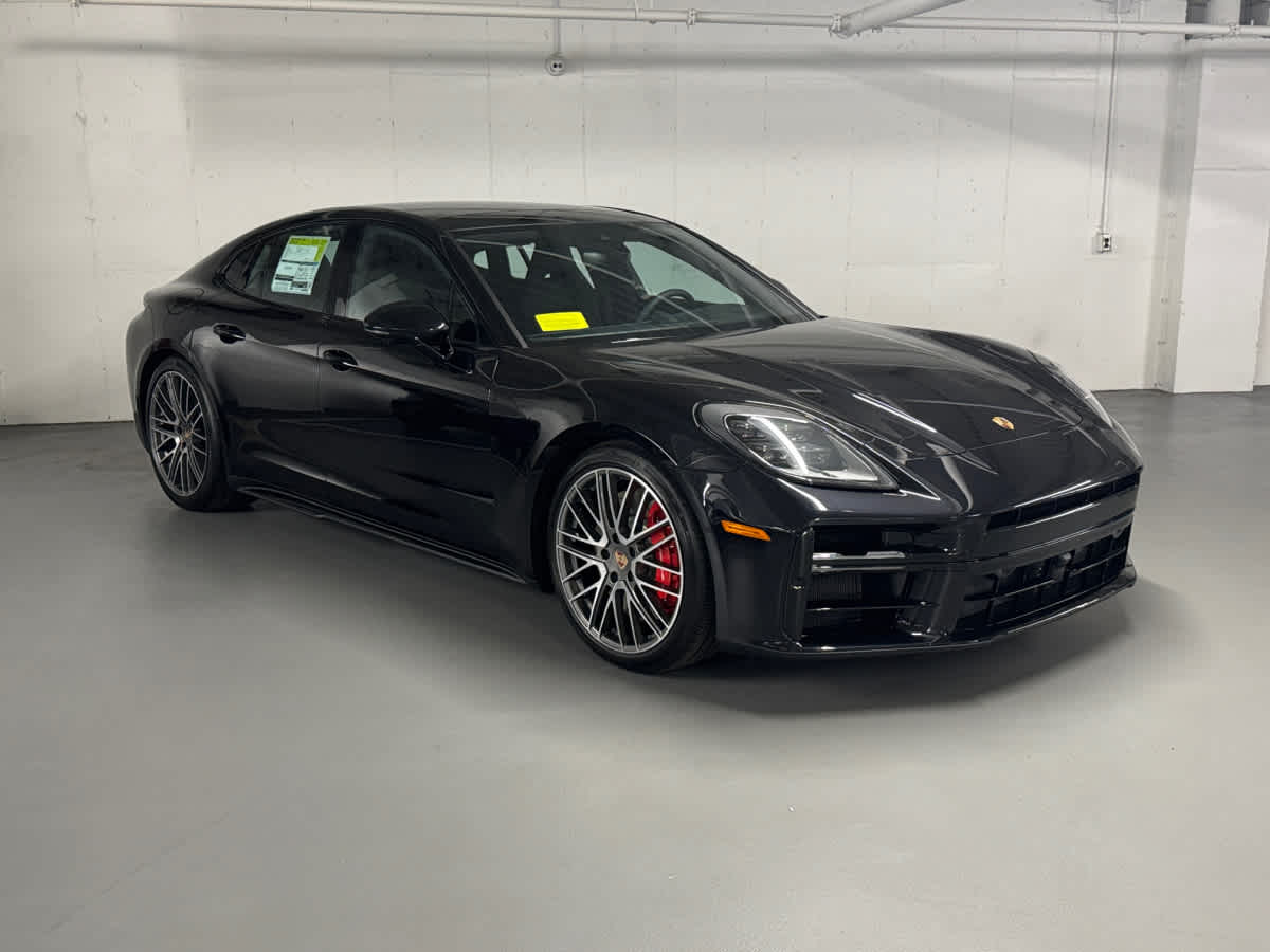 new 2025 Porsche Panamera car
