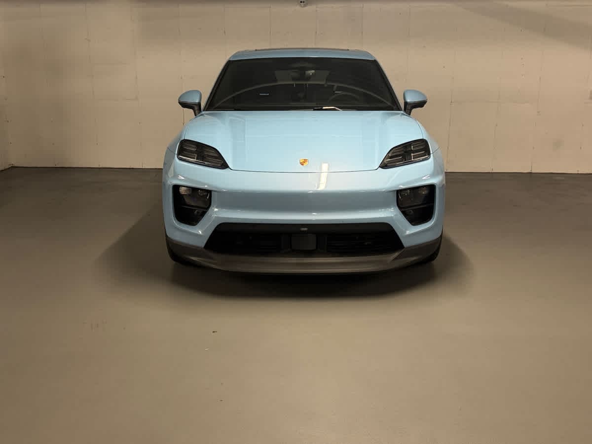 new 2025 Porsche Macan car