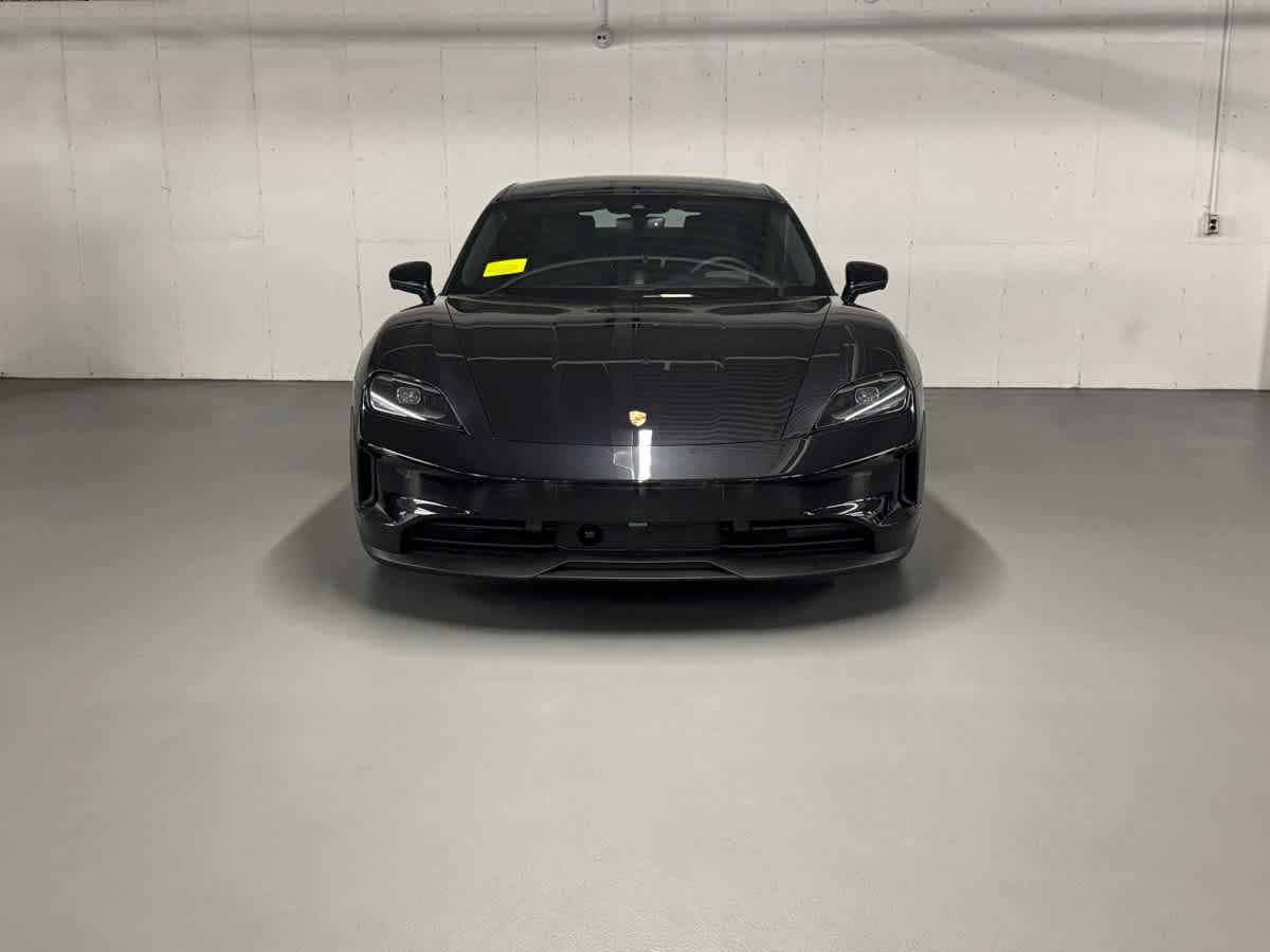 new 2025 Porsche Taycan car