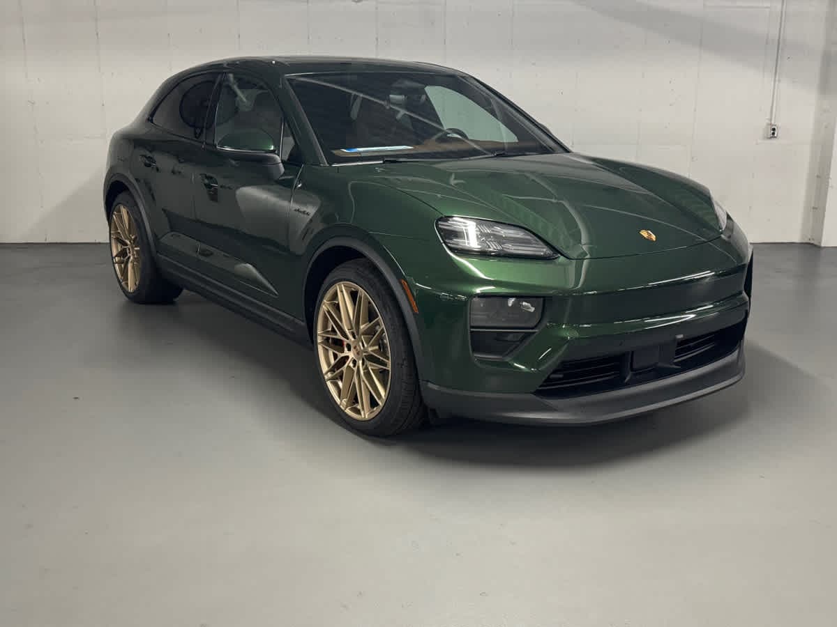 new 2025 Porsche Macan car