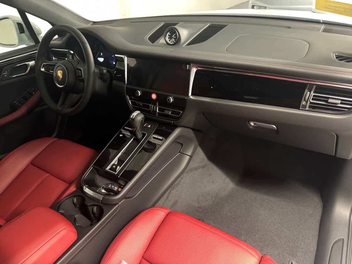 new 2026 Porsche Macan car