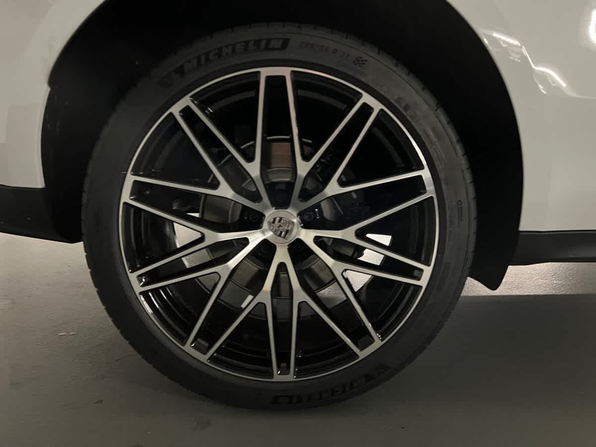 new 2026 Porsche Macan car