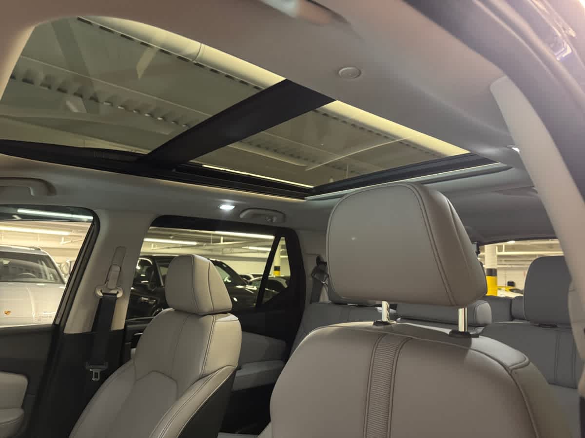 used 2023 Honda Pilot car, priced at $37,997