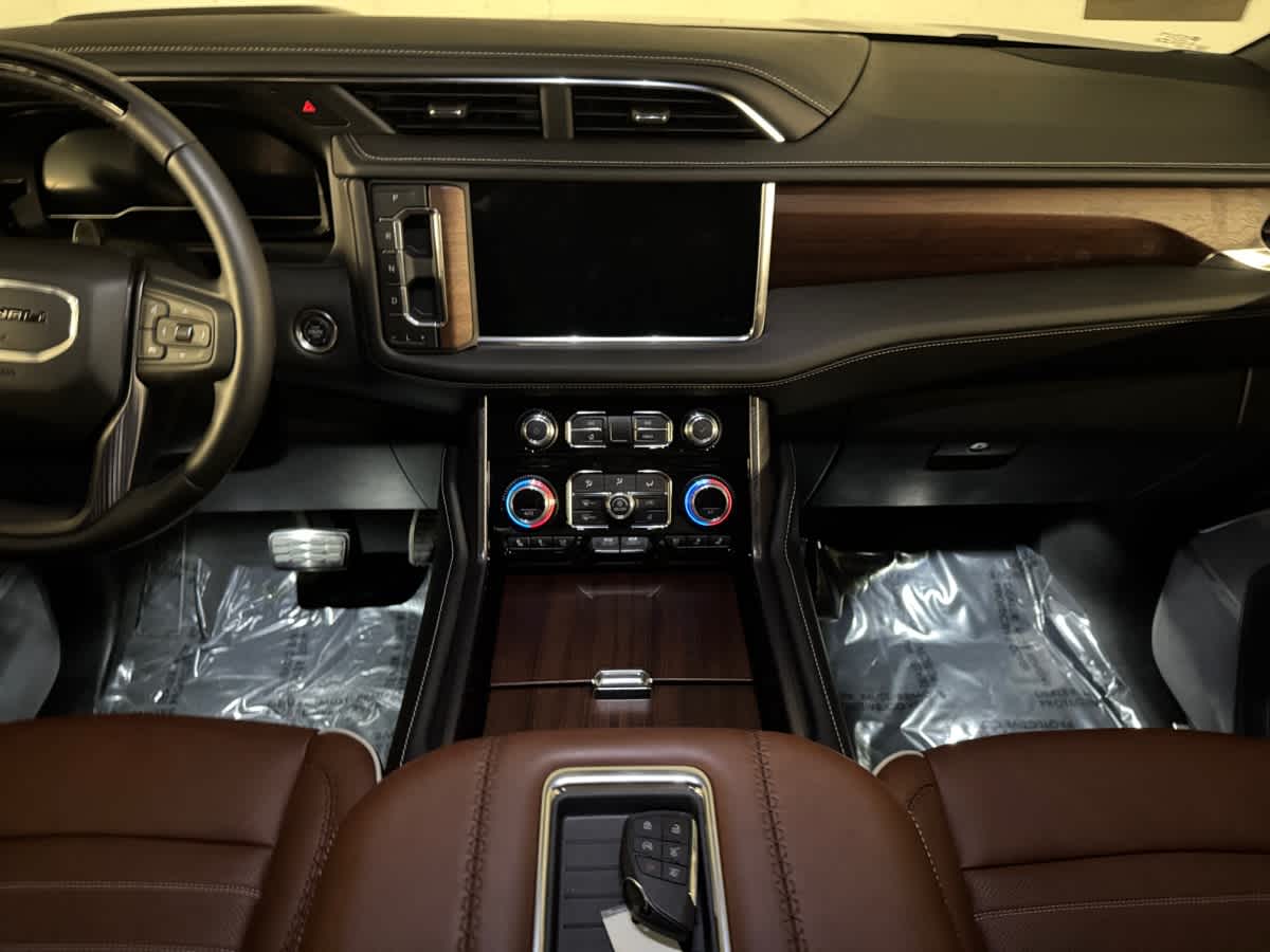 used 2024 GMC Yukon car, priced at $84,497
