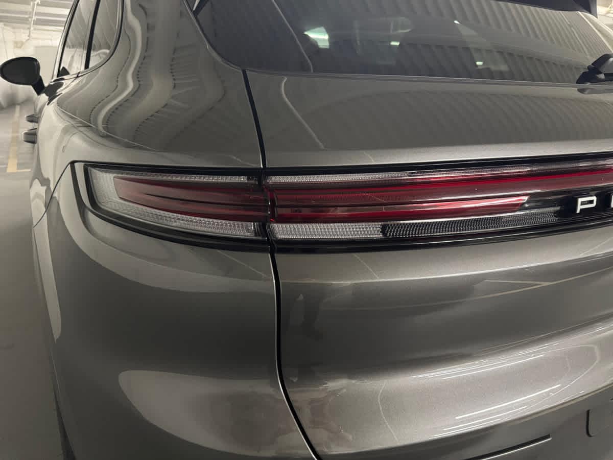 new 2025 Porsche Cayenne car