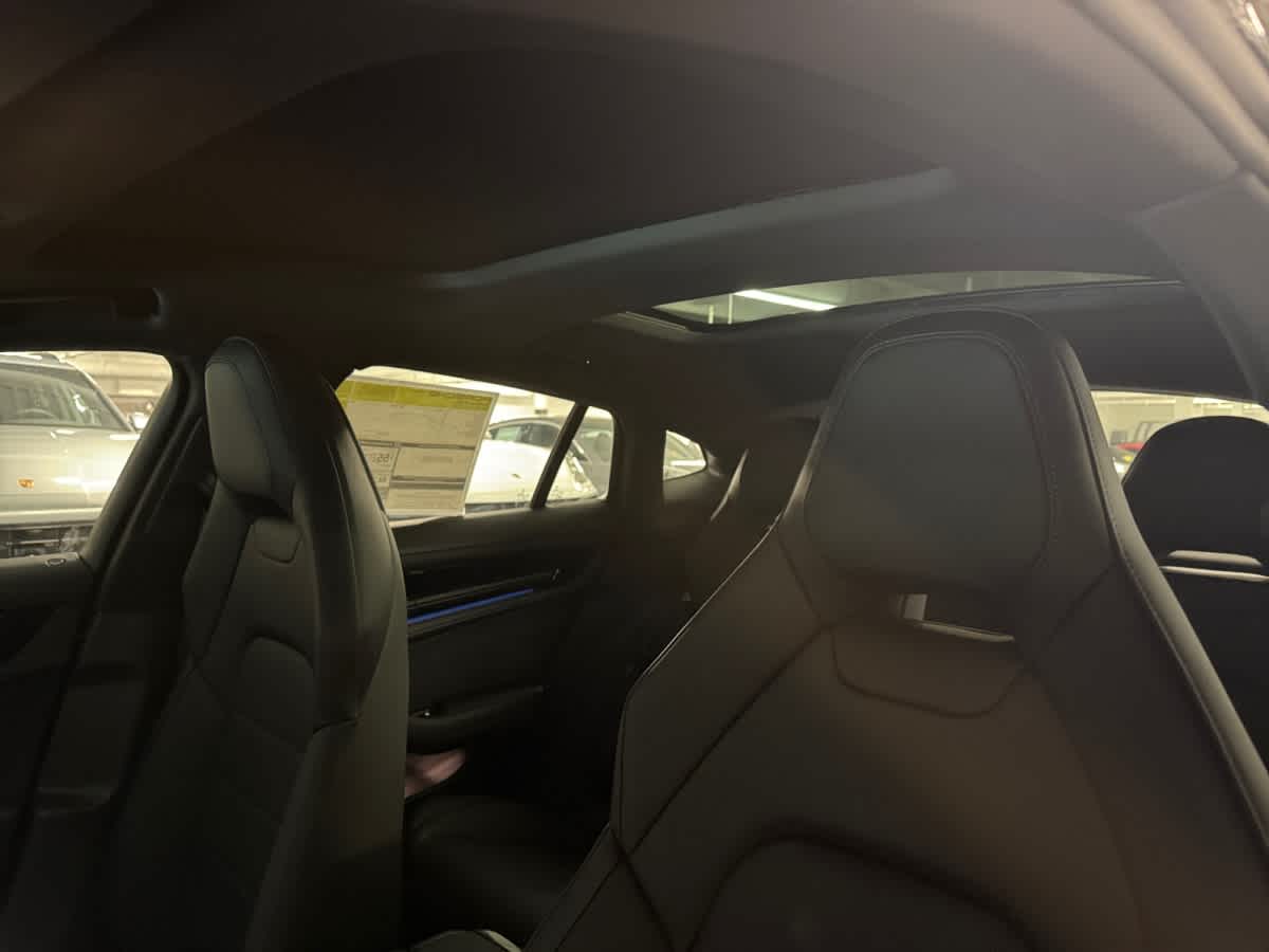 new 2026 Porsche Panamera car