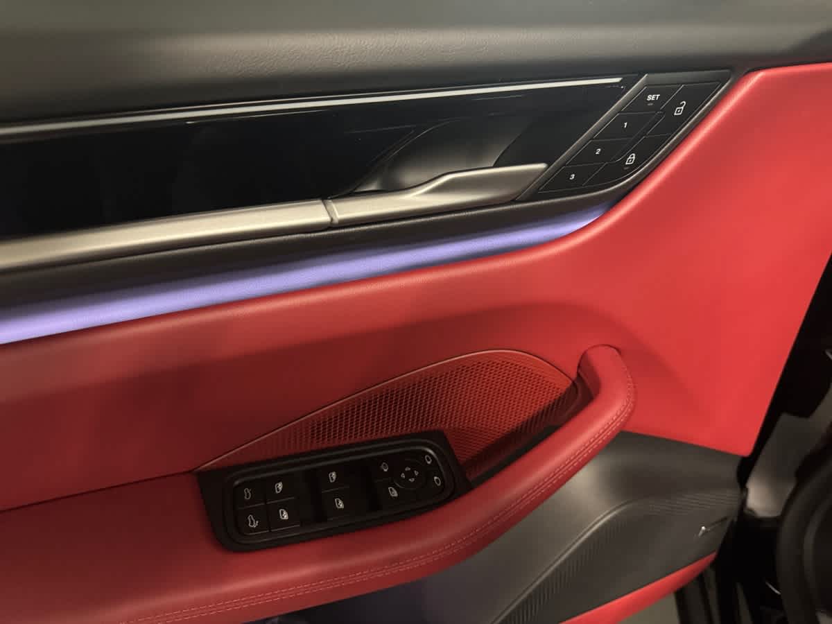 new 2025 Porsche Macan car