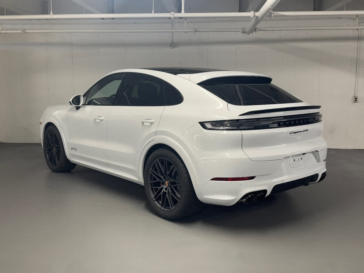 new 2026 Porsche Cayenne car