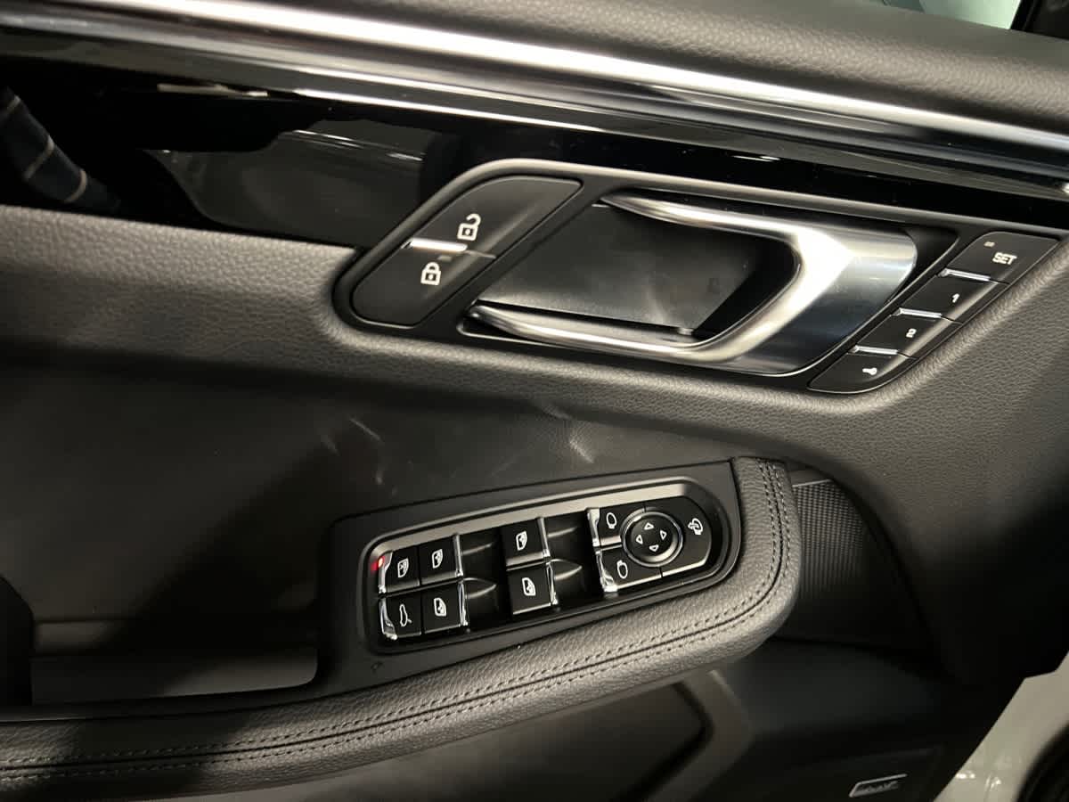 new 2026 Porsche Macan car