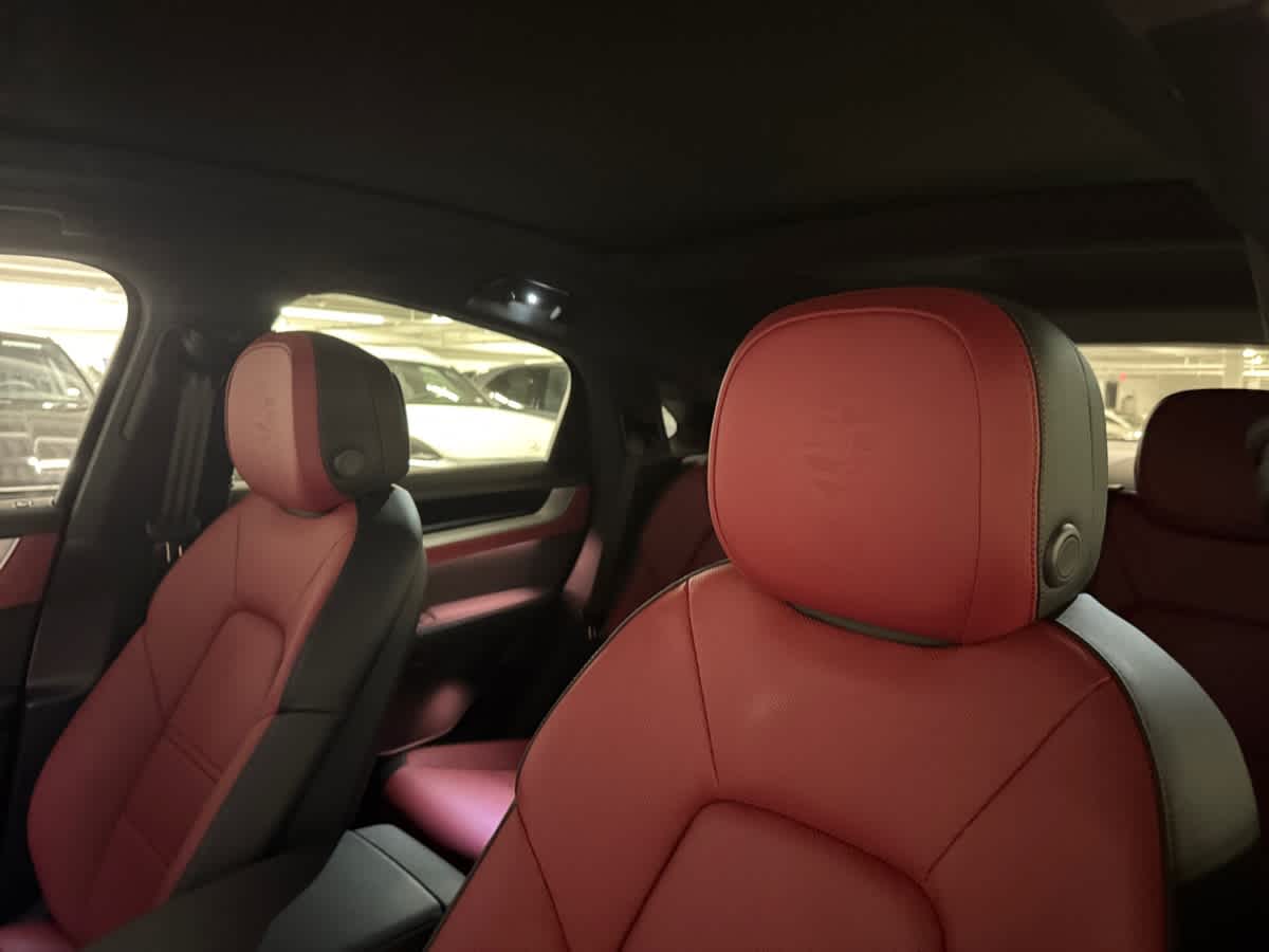 new 2025 Porsche Cayenne car