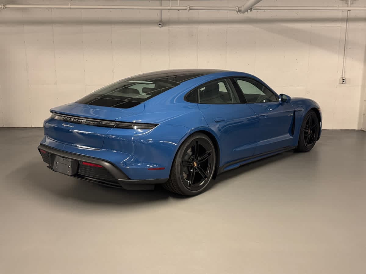 new 2025 Porsche Taycan car