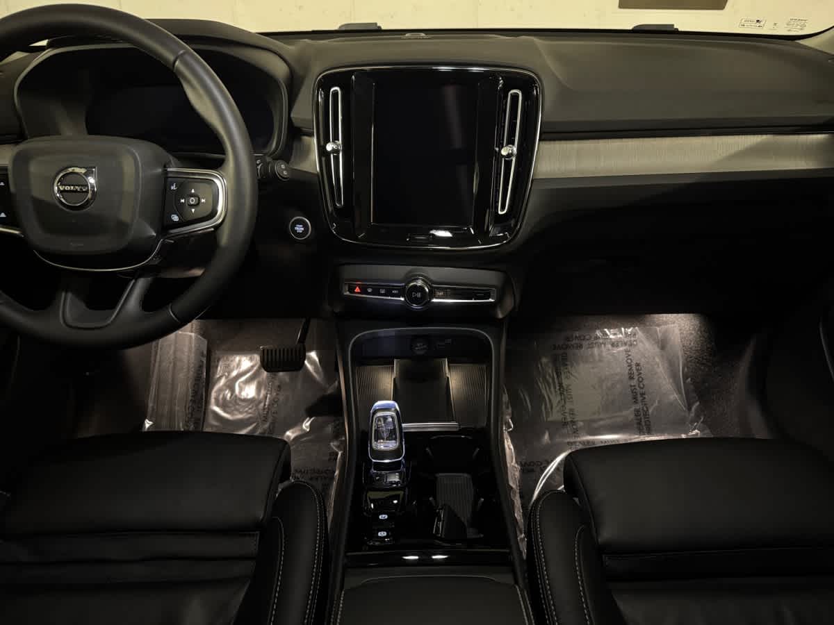 used 2023 Volvo XC40 car, priced at $33,997