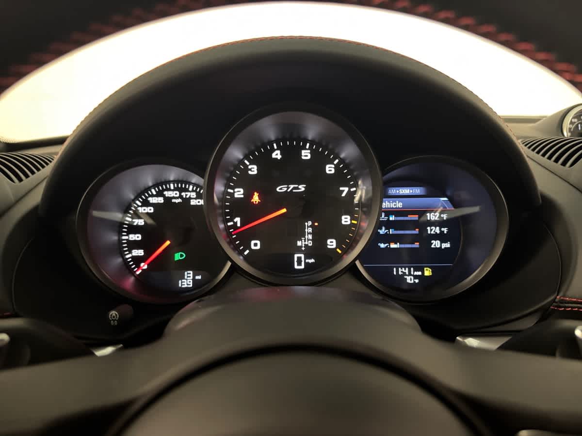 new 2025 Porsche 718 Boxster car