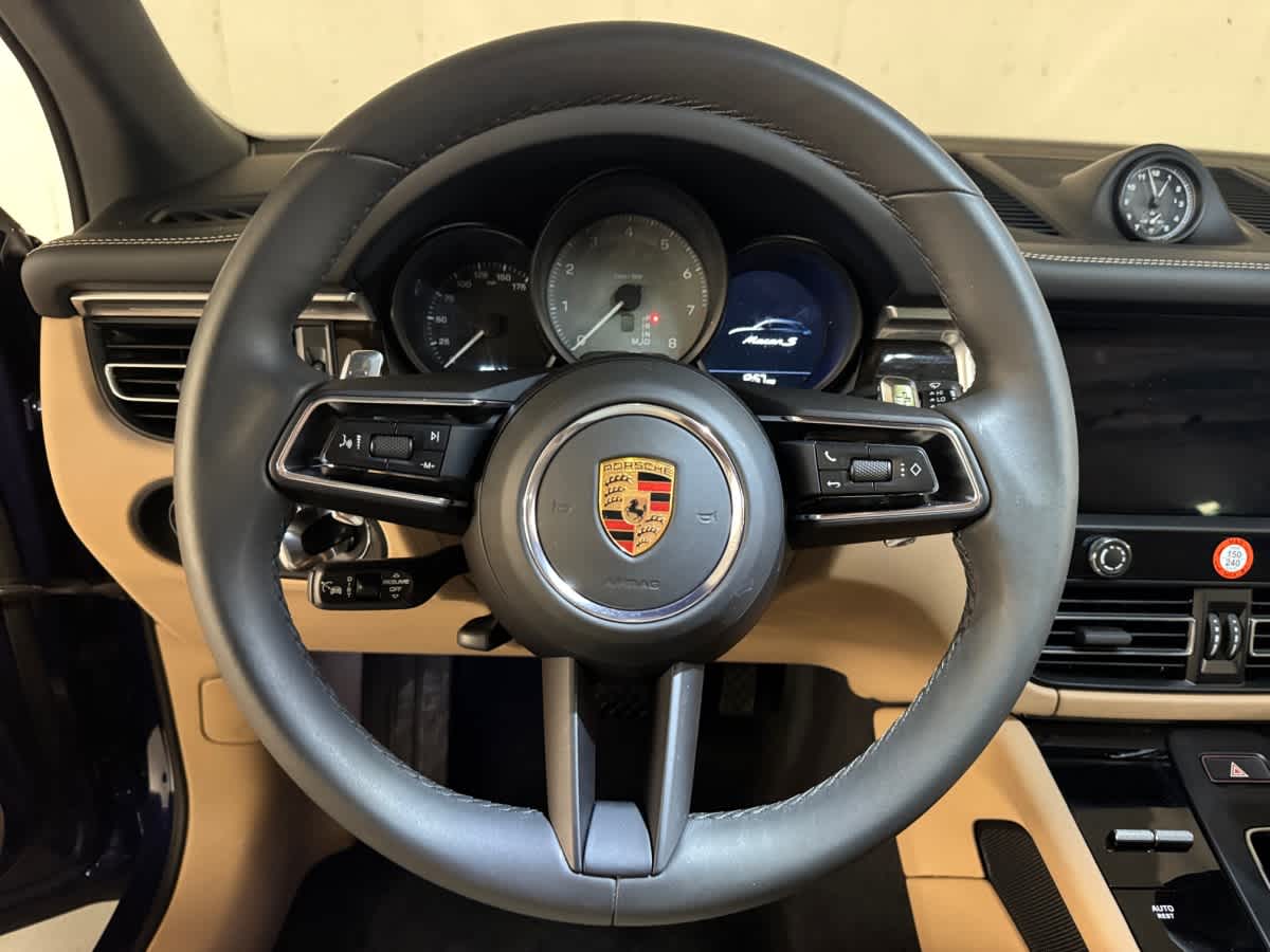 new 2025 Porsche Macan car