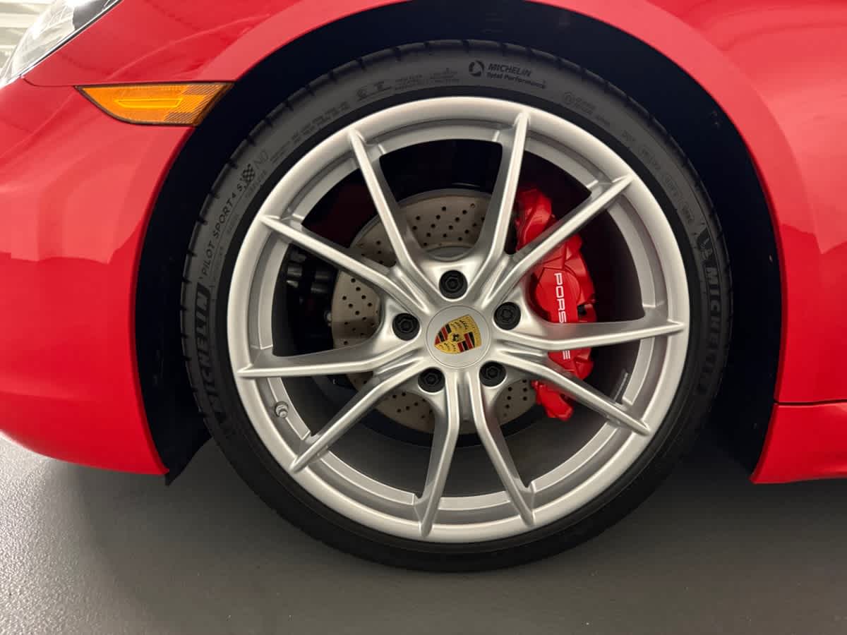 new 2025 Porsche 718 Cayman car