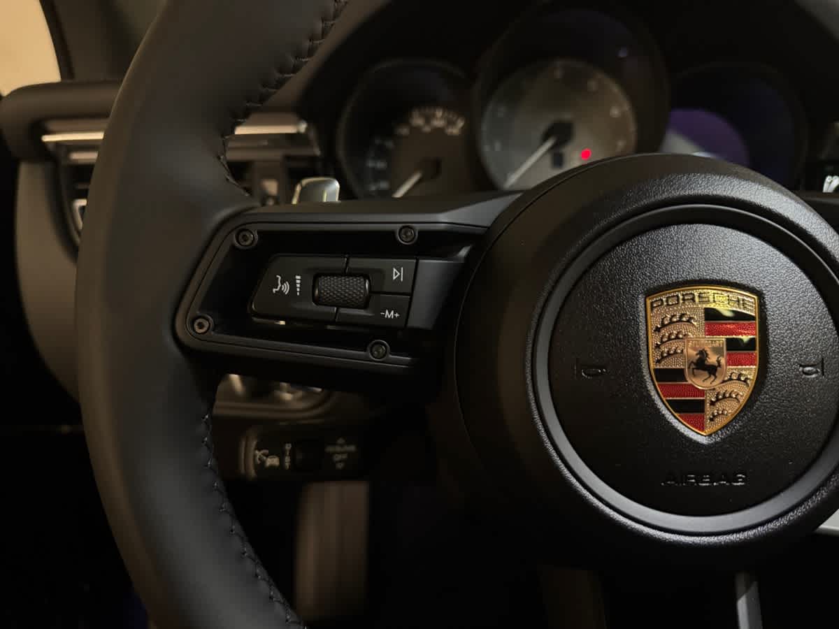 new 2025 Porsche Macan car