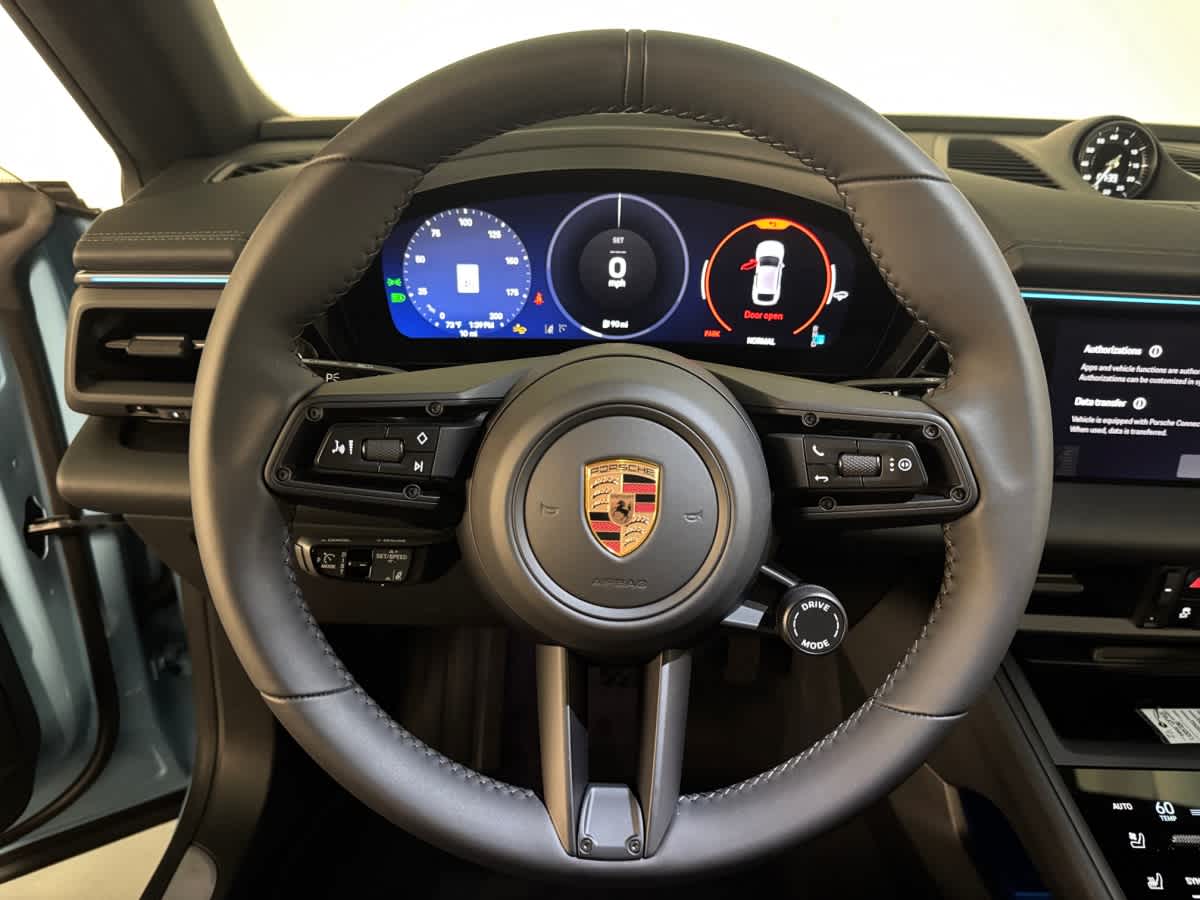 new 2025 Porsche Macan car