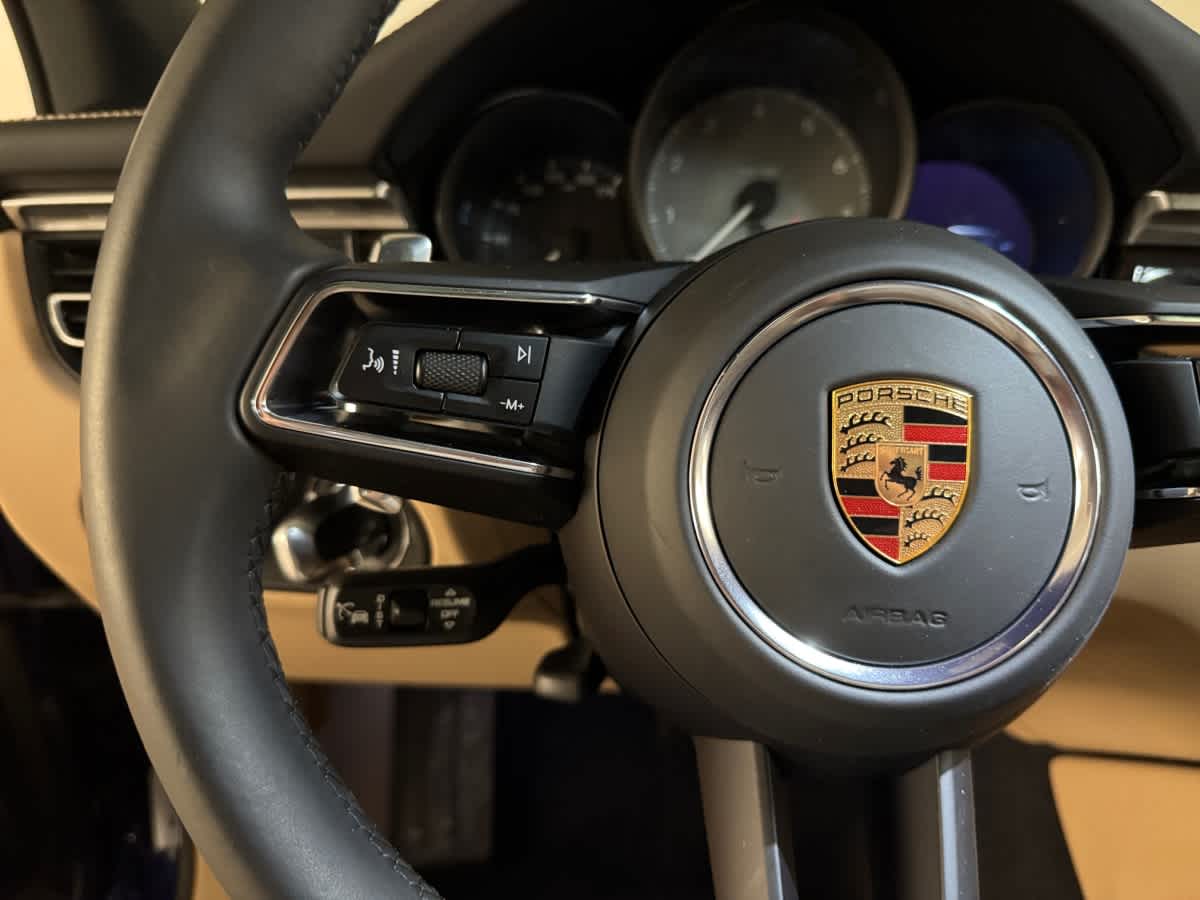new 2025 Porsche Macan car