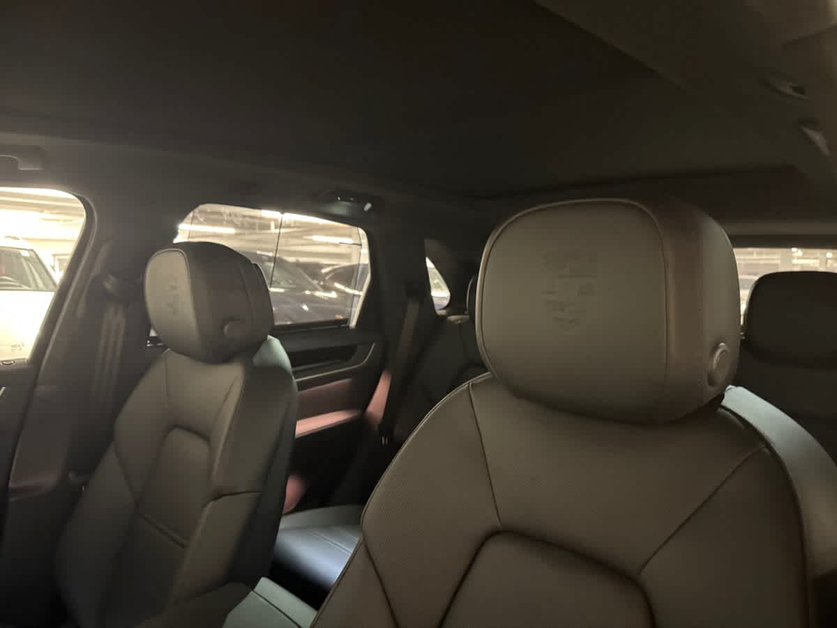 new 2025 Porsche Cayenne car