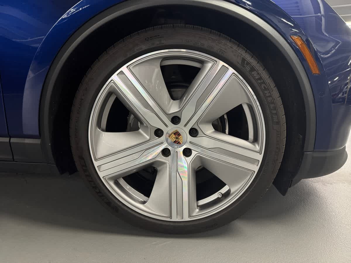 used 2024 Porsche Macan car, priced at $85,497
