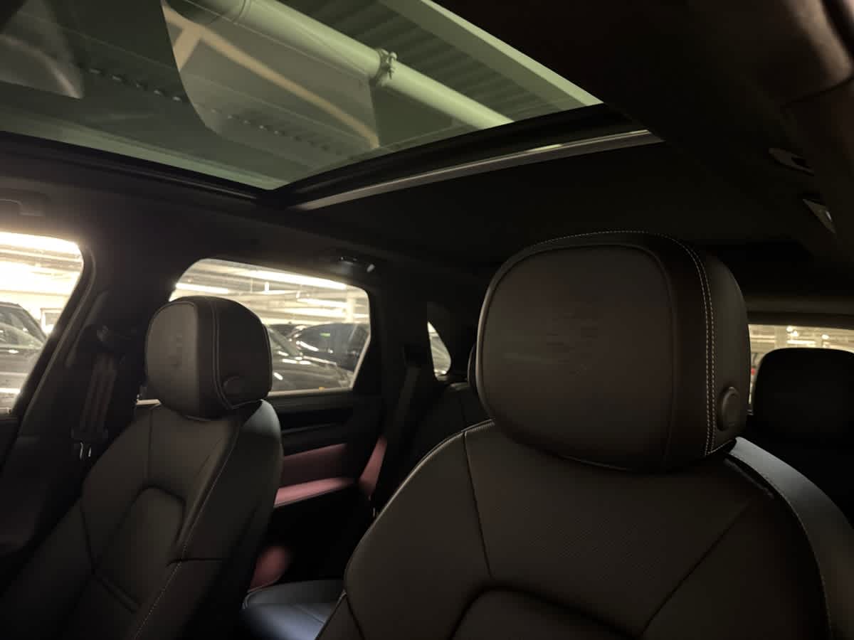 new 2025 Porsche Cayenne car