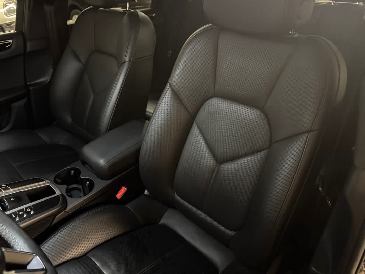 used 2020 Porsche Macan car, priced at $30,998