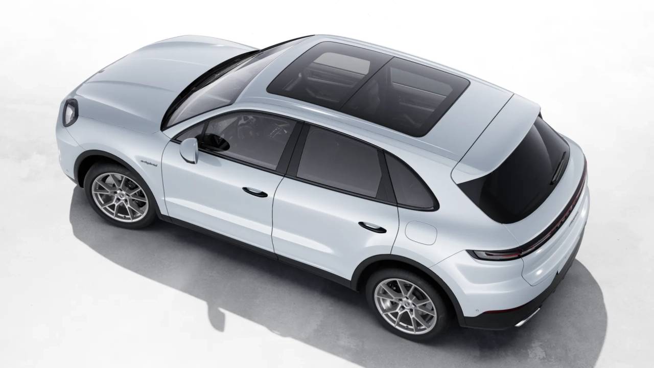 new 2026 Porsche Cayenne E-Hybrid car