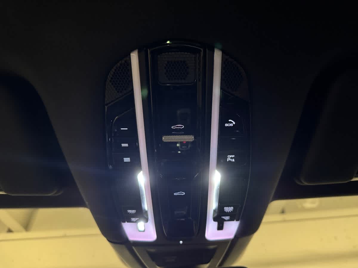 used 2019 Porsche Cayenne car, priced at $33,997