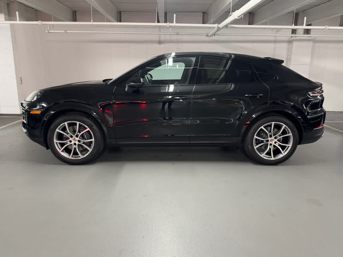 new 2025 Porsche Cayenne car