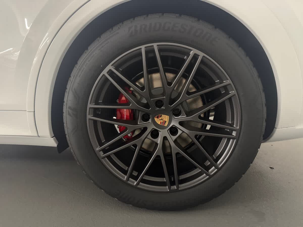 new 2026 Porsche Cayenne car
