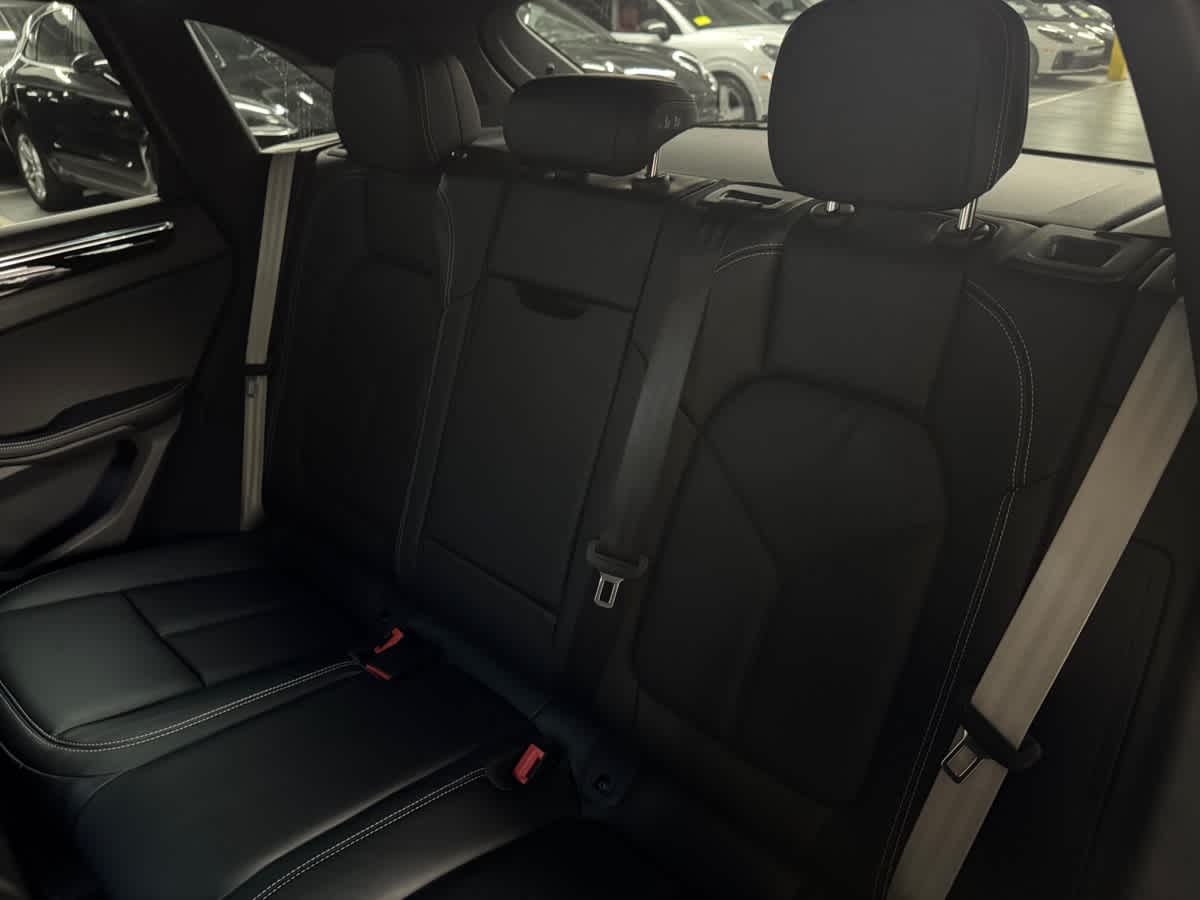 new 2025 Porsche Macan car