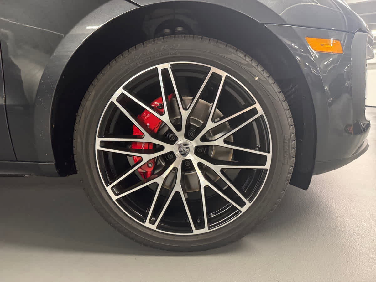 new 2026 Porsche Macan car