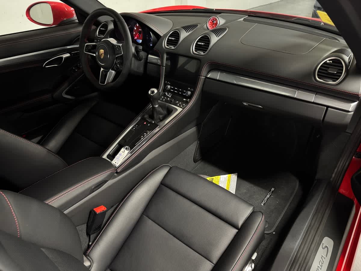 new 2025 Porsche 718 Cayman car