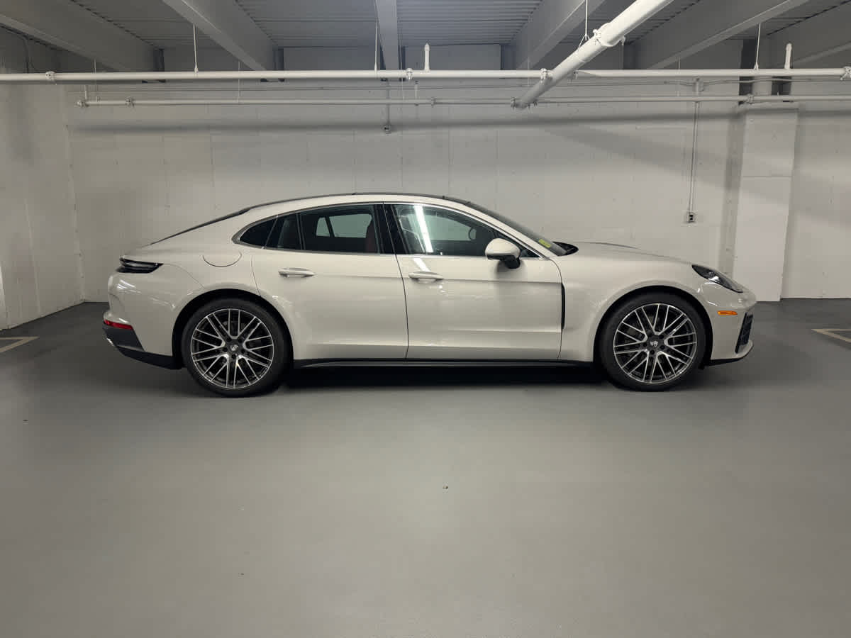 new 2025 Porsche Panamera car