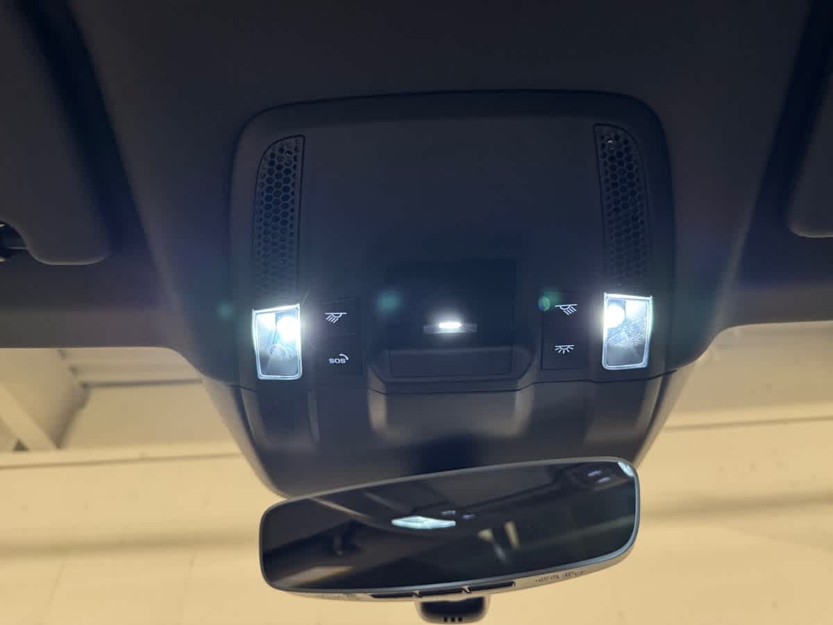 new 2025 Porsche Taycan car