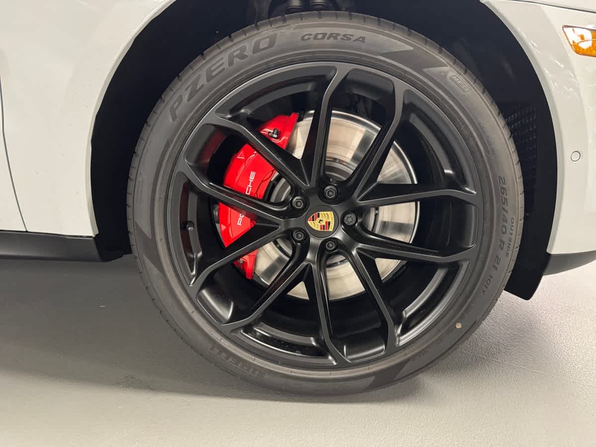 new 2025 Porsche Macan car