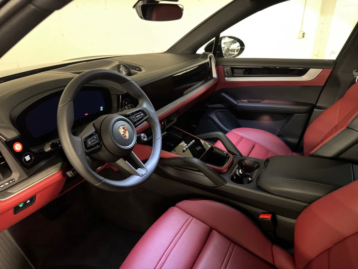 new 2025 Porsche Cayenne car