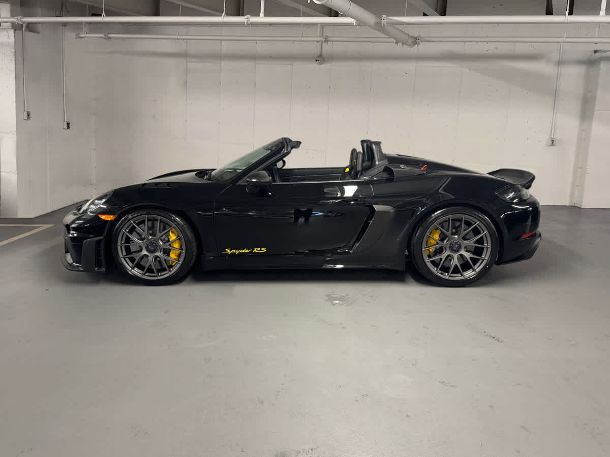 new 2025 Porsche 718 Spyder car